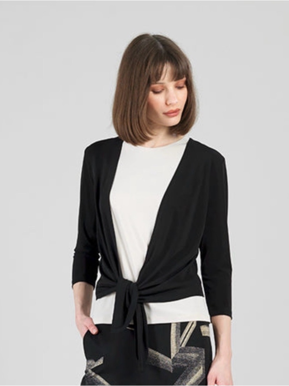 CLARA SUNWOO Black Tie-Front Lightweight Wrap